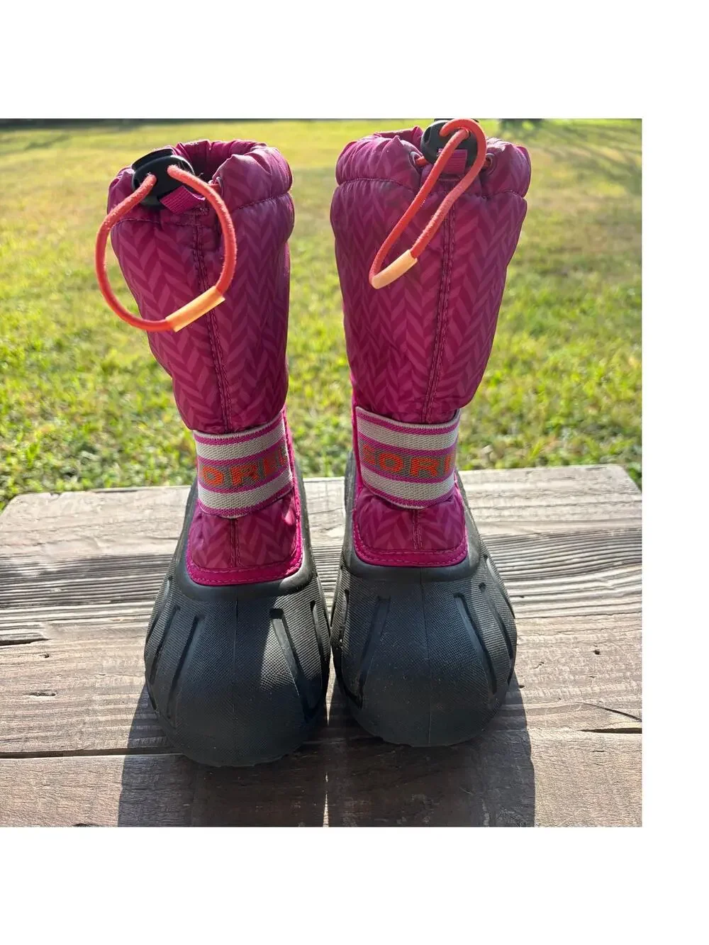 SOREL Flurry Youth Boots Pink Size 1 EURO 32